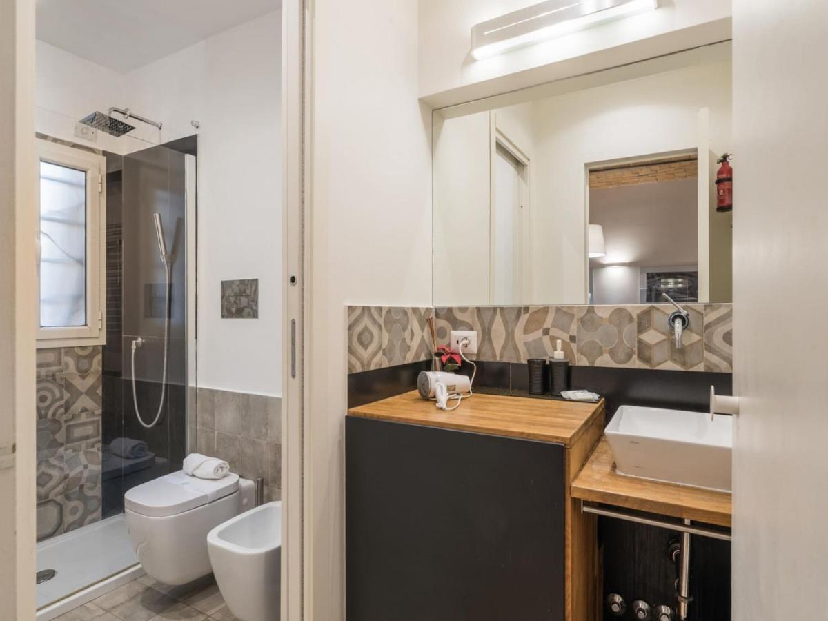 The Best Rent - Elegant Flat Near Colosseum Roma Dış mekan fotoğraf